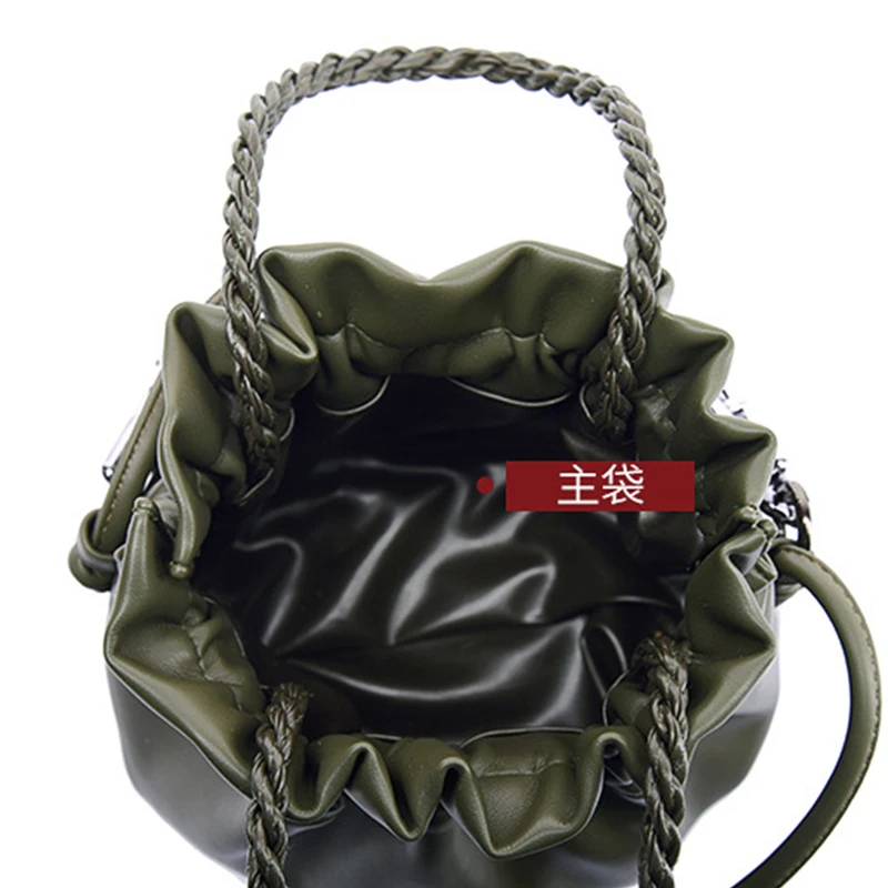 

Pleated Ruched Korean Fashion Handbags for Women Cloud Chain Brand Designer Shoulder Bags Bucket Party Ladies Crossbody Bag New