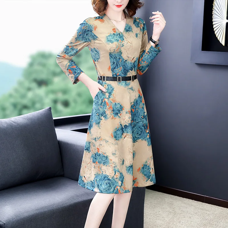 

Long-Sleeved Dress Women's Autumn Winter Waist Hugging Slimming Printed over the Knee Expandable Dress 2020 Autumn New Style