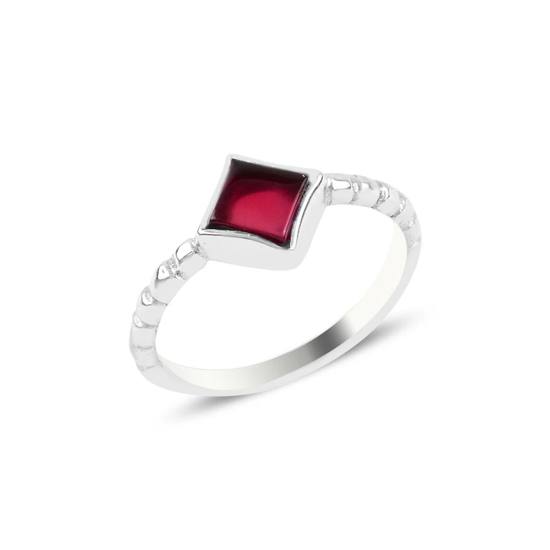 

Silverlina Silver Red Agate Solitaire Ring