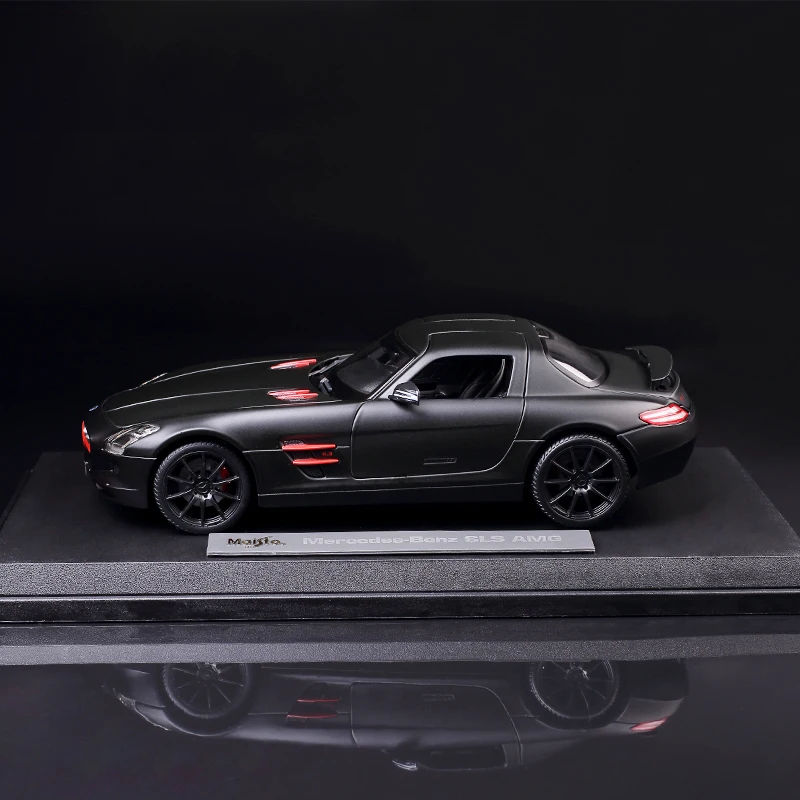 Модель автомобиля Maisto 1:18 Mercedes Benz SLS AMG из серебряного сплава модель коллекция