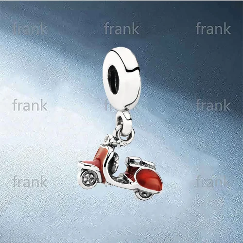 

791140EN42-Red-Scooter-Vespa-Dangle-Charm,-Красная эмаль