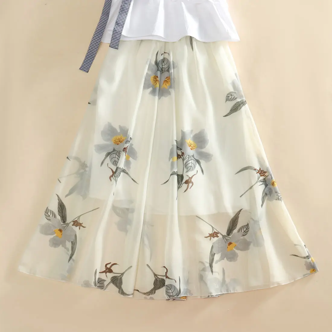 

2021 New Summer Office 2 Piece Set Women V Neck Puff Sleeve Solid Blouse Bow Tie Top + Flower Printed A-line Skirt Set Suit Q232