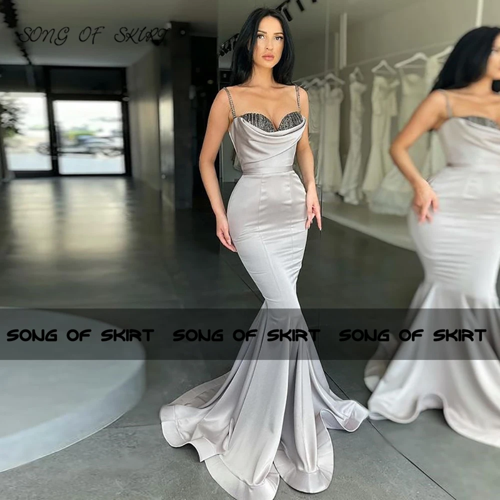 

Spaghetti Strap Mermaid Backless Evening Dresses Sequins Women Sheath Long Formal Celebrity Gown Robe de soirée de mariage