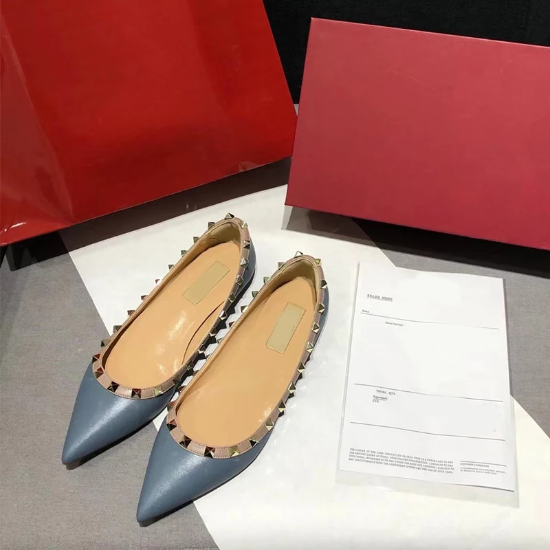 

Women Flats Shoes Pointed Toe Shallow Rivet Patent Leather Gladiator Sexy Women Ballet Flat casual single Shoes