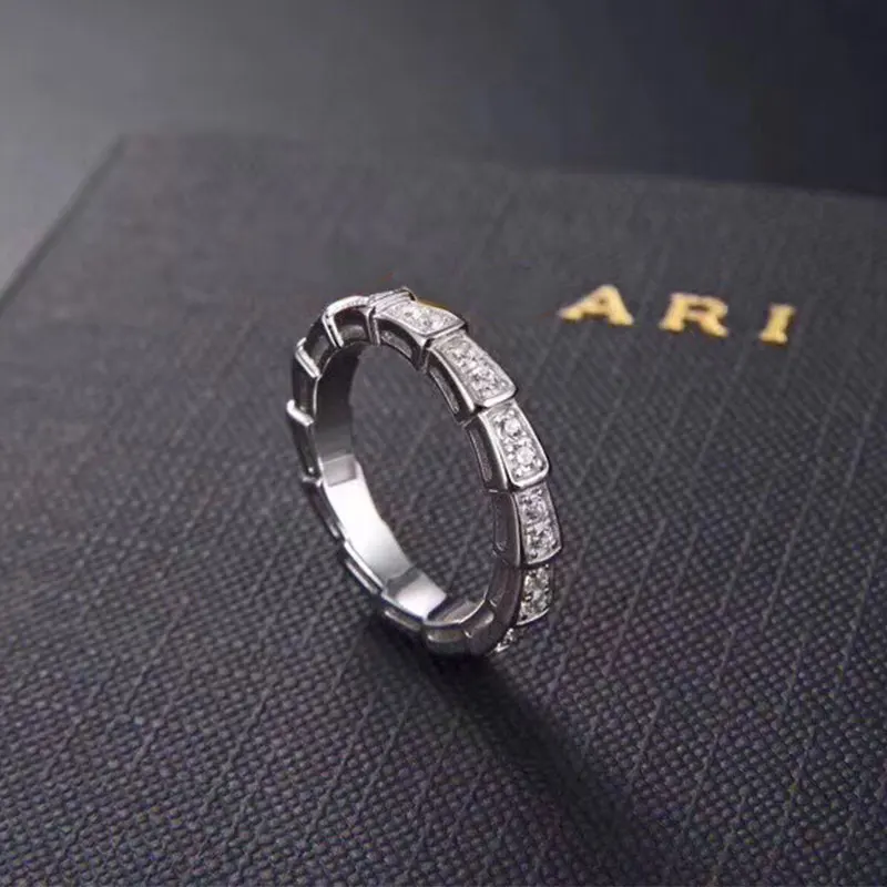 

Luxury Jewelry1:1 High Quality LOGO Roman Narrow Shining Snake Bone Ring Brand BVL Popular Jewelry Women's Ring