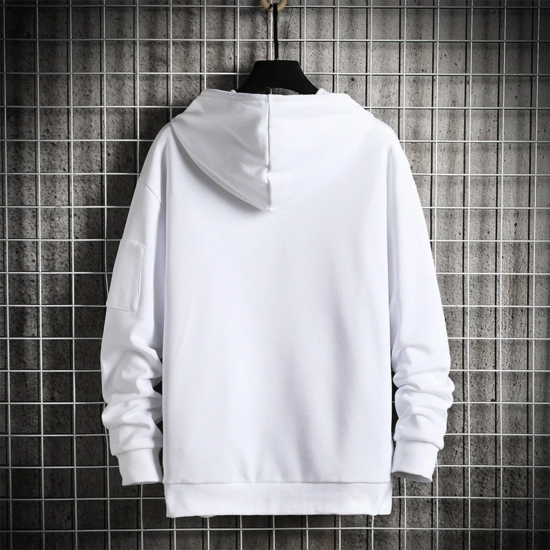 

Hoodies & Sweatshirts