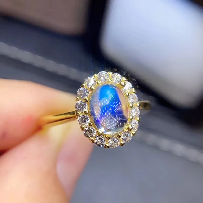 Женское кольцо из серебра 925 пробы с лунным камнем|Кольца| |