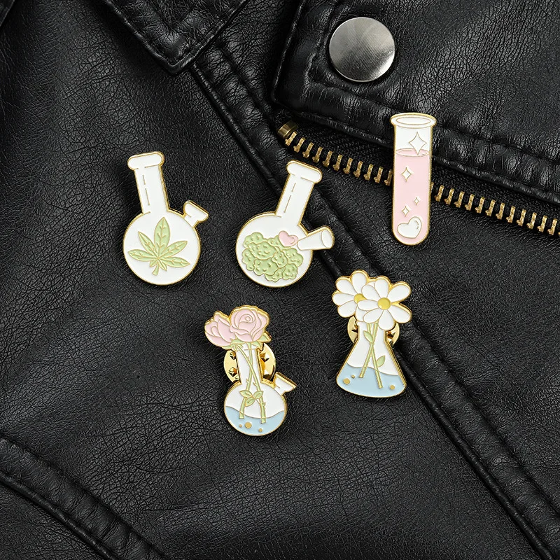 

I Love Plant Enamel Pins Custom Brooches Bag Clothes Lapel Pin Potted Plant Badge Jewelry Gift Friends Flower Brooch Exquisite
