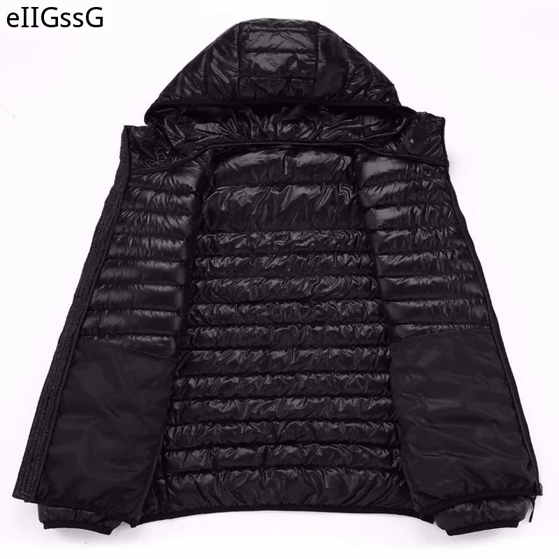 2021 Fashion New Men's Hooded Ultra-light High-quality White Duck Down Jacket Warm Jacket Series Portable Bag Men's Bag Jacket