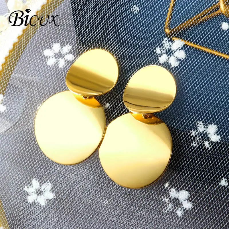 Gold 11 BICUX серьги-капли в виде большого листа для Женщин, Модные Винтажные геометрические желтые зеленые длинные полые металлические серьги, ювелирное изделие - Окраска металла: Gold 11