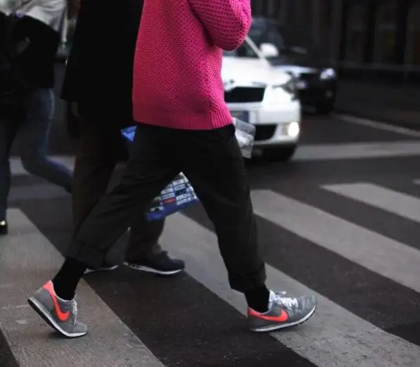 Осенне-зимние плотные черные твидовые свободные микро-шаровары с подкладкой