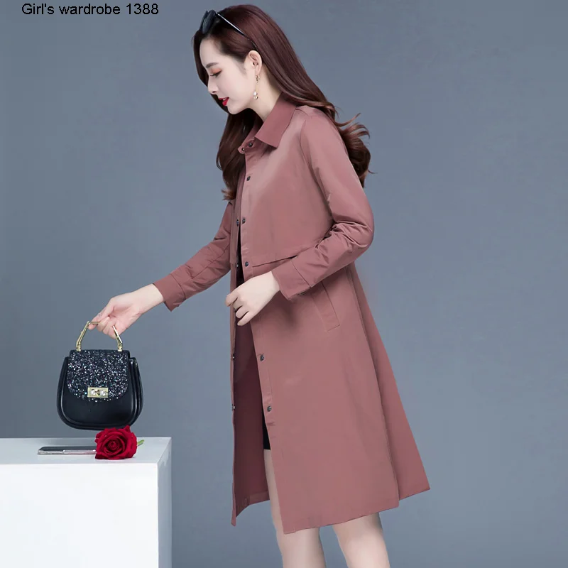 

Осенняя одежда для мам среднего и пожилого возраста Новая тонкая ветровка 2020