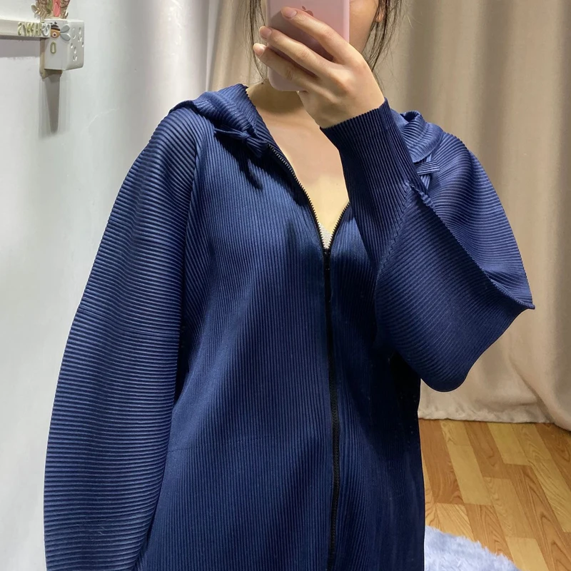 

Куртка мужская и женская, с капюшоном, со складками, большого размера, свободная, тонкая, однотонная, с длинным рукавом, на молнии, 9