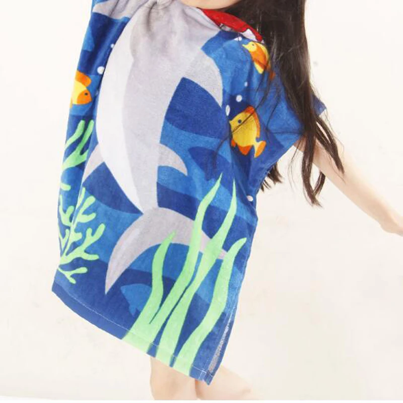 Детское пляжное полотенце с капюшоном и изображением акулы Кита впитывающее