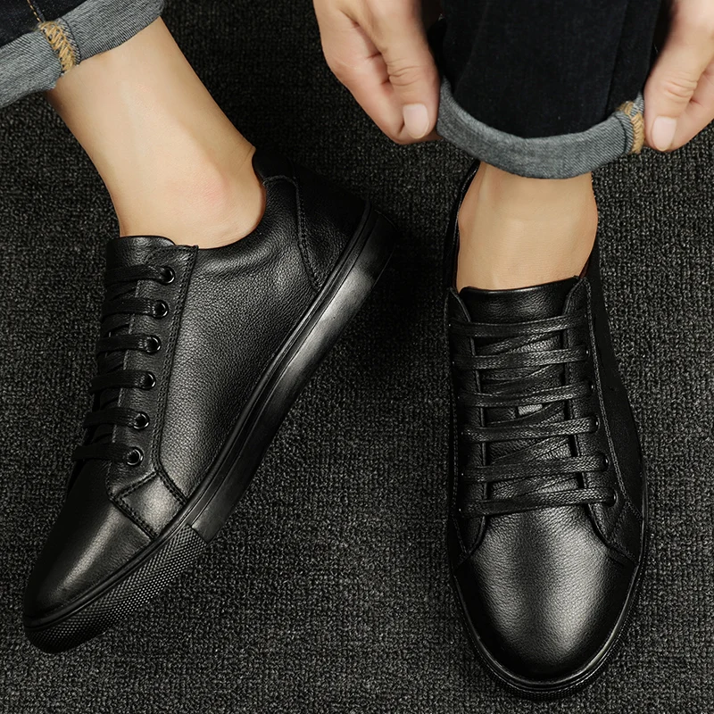 

Casual Men's shoes Genuine Leather Shoes Classic outdoor fashion Male Lace-up Sneakers Quality Flats men Moccasins Footwear
