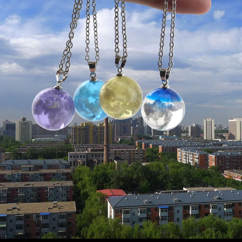 Ожерелье с кулоном в форме полумесяца с ручной смолы, женское, голубое небо, белые облака, модные украшения, подарки для подруги.