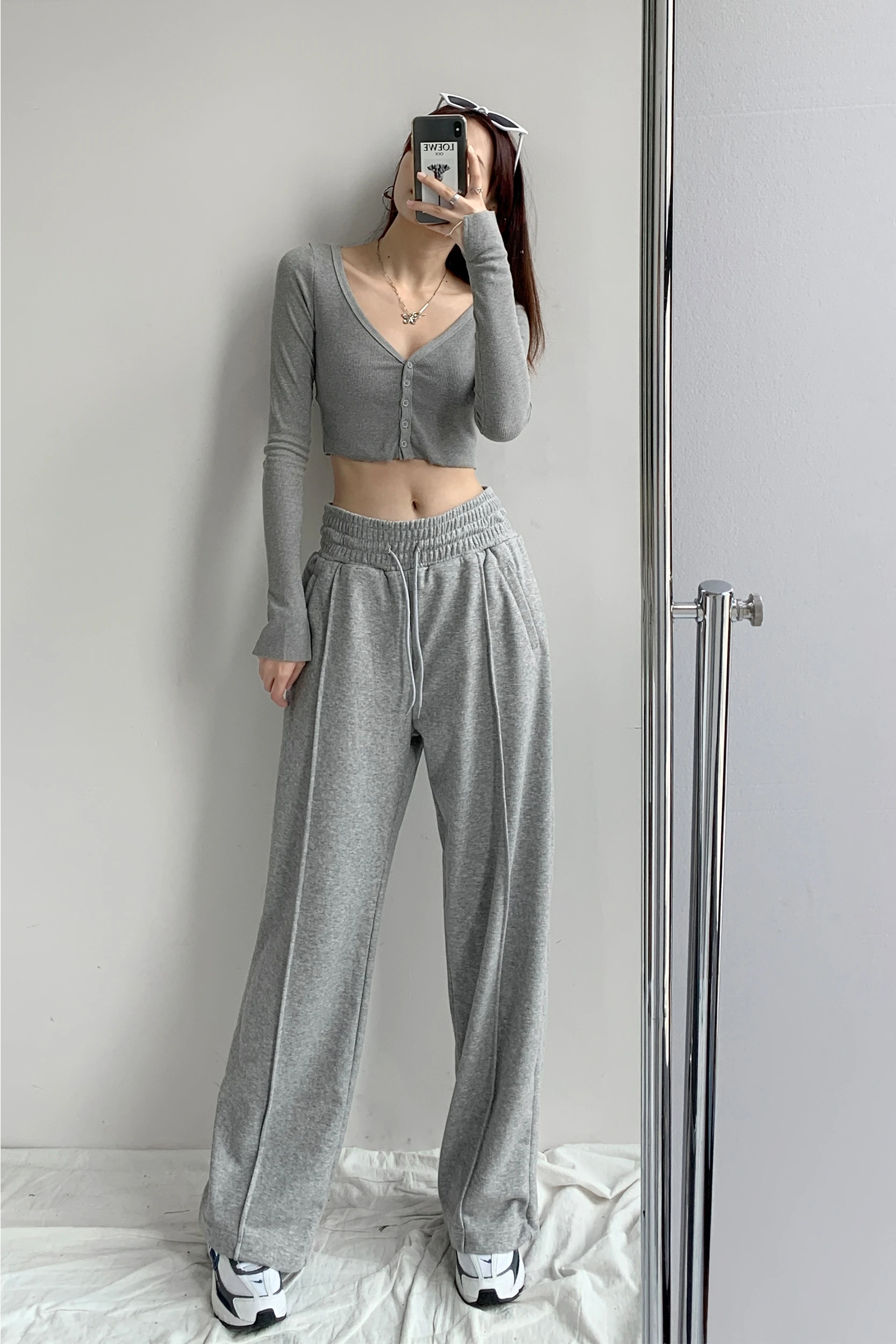

Spring and autumn drop feeling high waist show thin straight tube sports pants women's style loose floor pants versatile wide