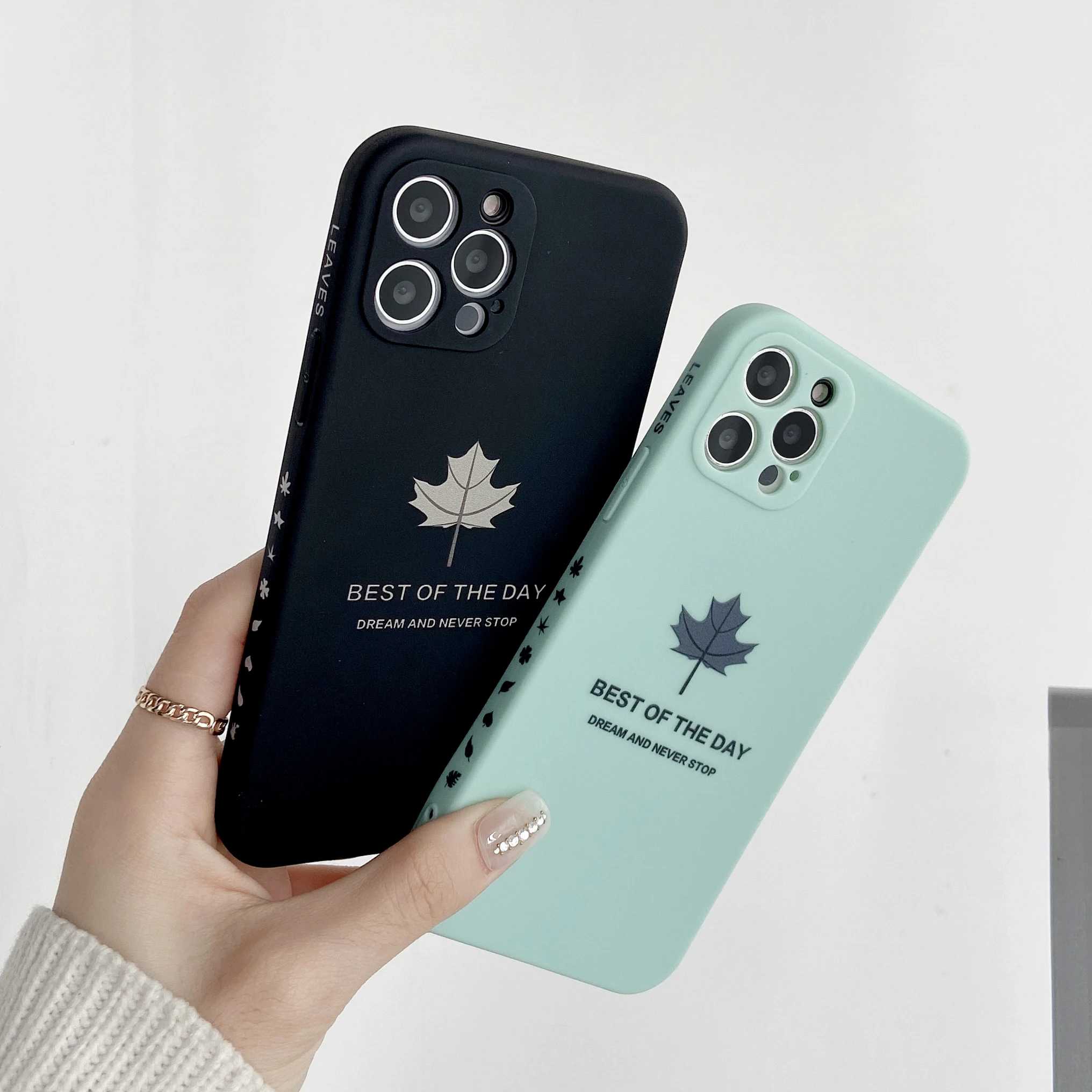 

Maple Leaf Pattern Liquid Silicone Phone Case For iPhone 13 12 Mini 11 Pro XS MAX XR X XSMAX 7 8 Plus Luxury Original Soft Cover