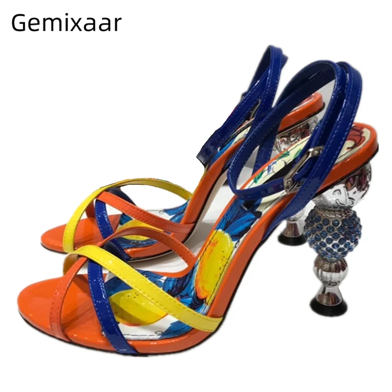 Шикарные разноцветные босоножки на необычном каблуке Женские туфли высоком с