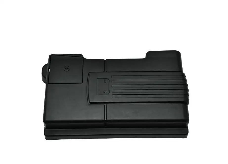 Защитная крышка для двигателя автомобиля с положительным отрицательным