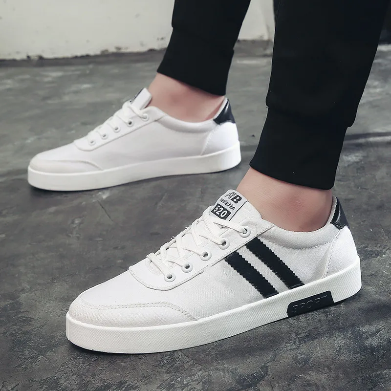 Весенние белые туфли для мужчин Новинка 2020 года летняя модная мужская