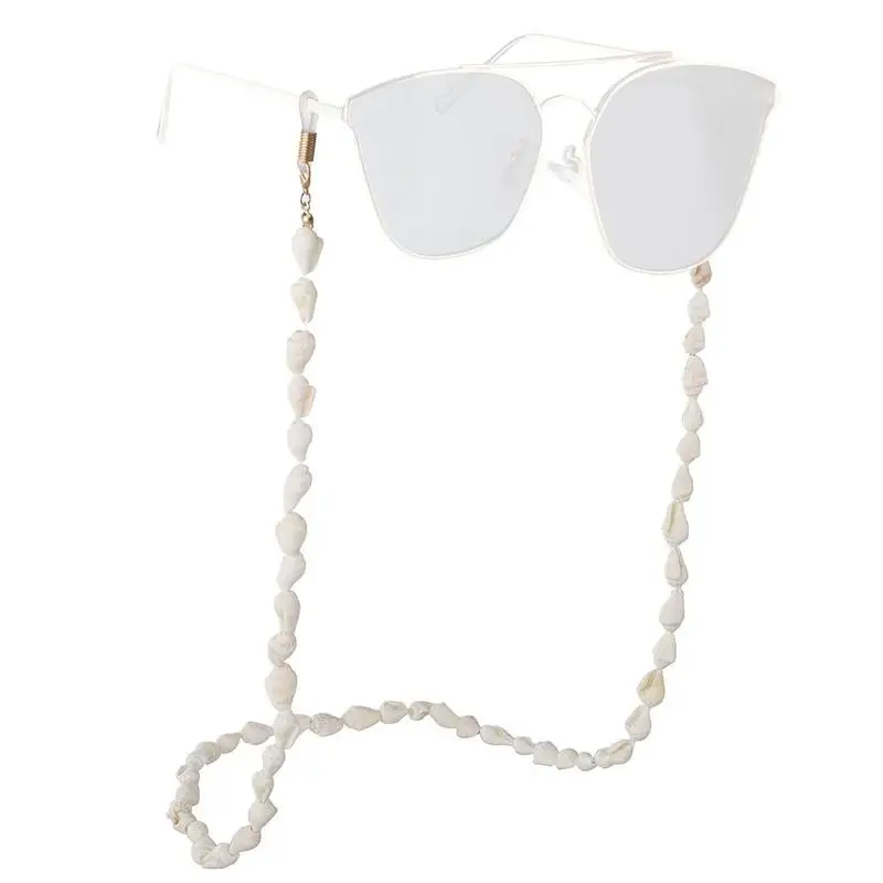 

Small conch glasses chain