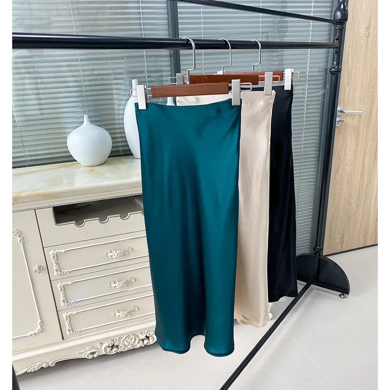 

Women skirts green triacetate acid silk fishtail 2020 summer Vintage sexy Long beach Skirt Elegant glossy free shipping