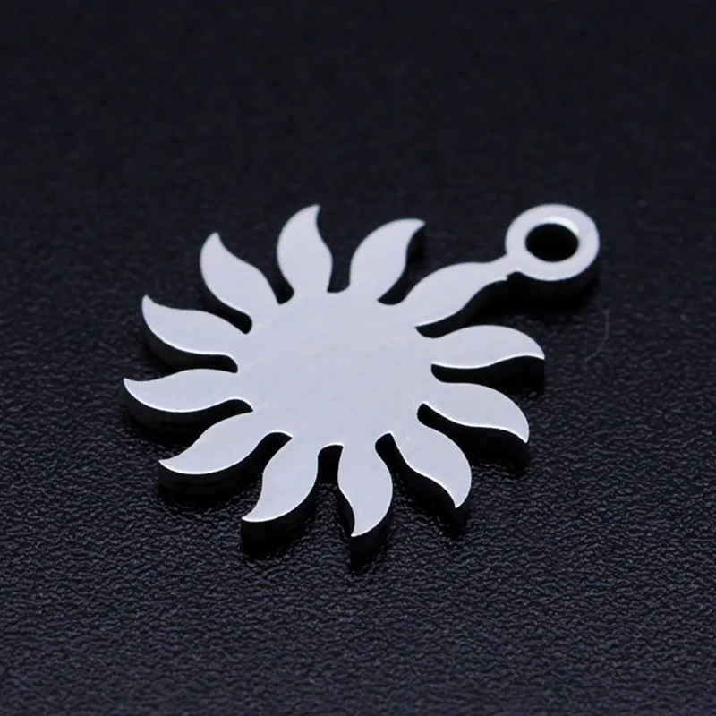 

5pcs/lot Stainless Steel Sun flower shape Pendant charms diy Necklace/earring Jewelry Making Accessories Handmade Supplies