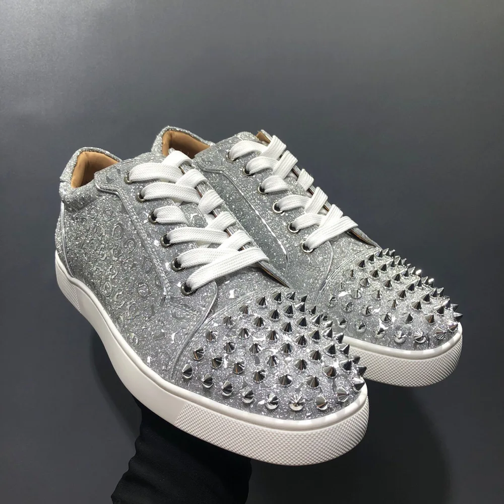 

Low Top Red Bottoms Men Shoes New Silver Glitter Genuine Leather Toe Cap Rivets Luxury Ladies Flat Loafers Casual Shoes Sneakers