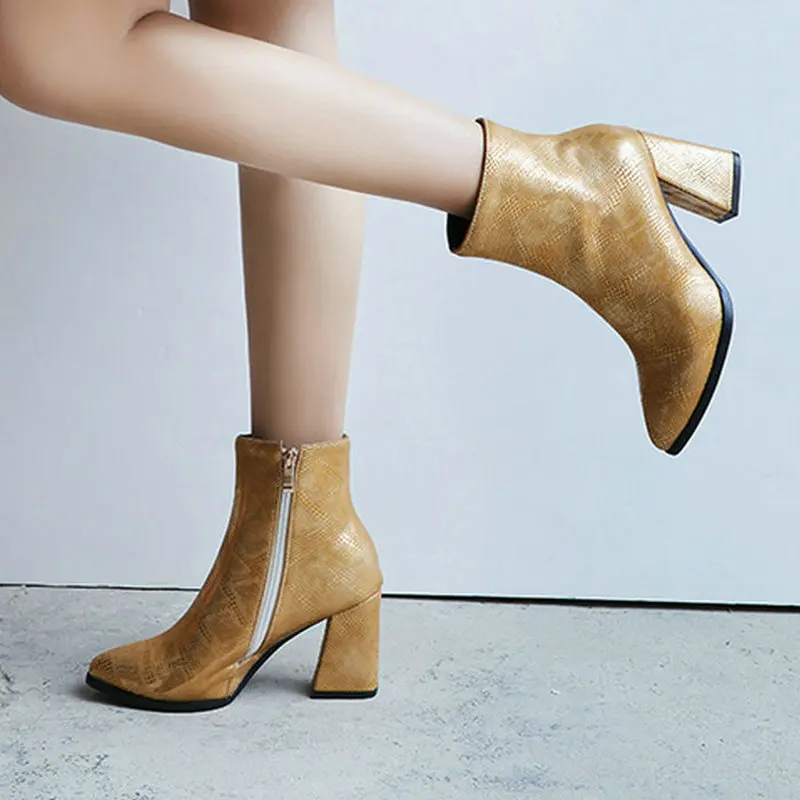 

New Series Female Short Boots Snake Print PU Thick Heel Zipper Female Ankle Boots Gold Silver Ladies Winter Boots Bottines Femme