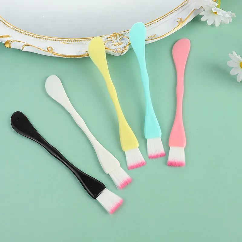 

2 In 1 Multicolor Spatula Mask Brush Plastic Fiber Hair Dual-purpose Brush Professional Makeup Skin Care Supplies