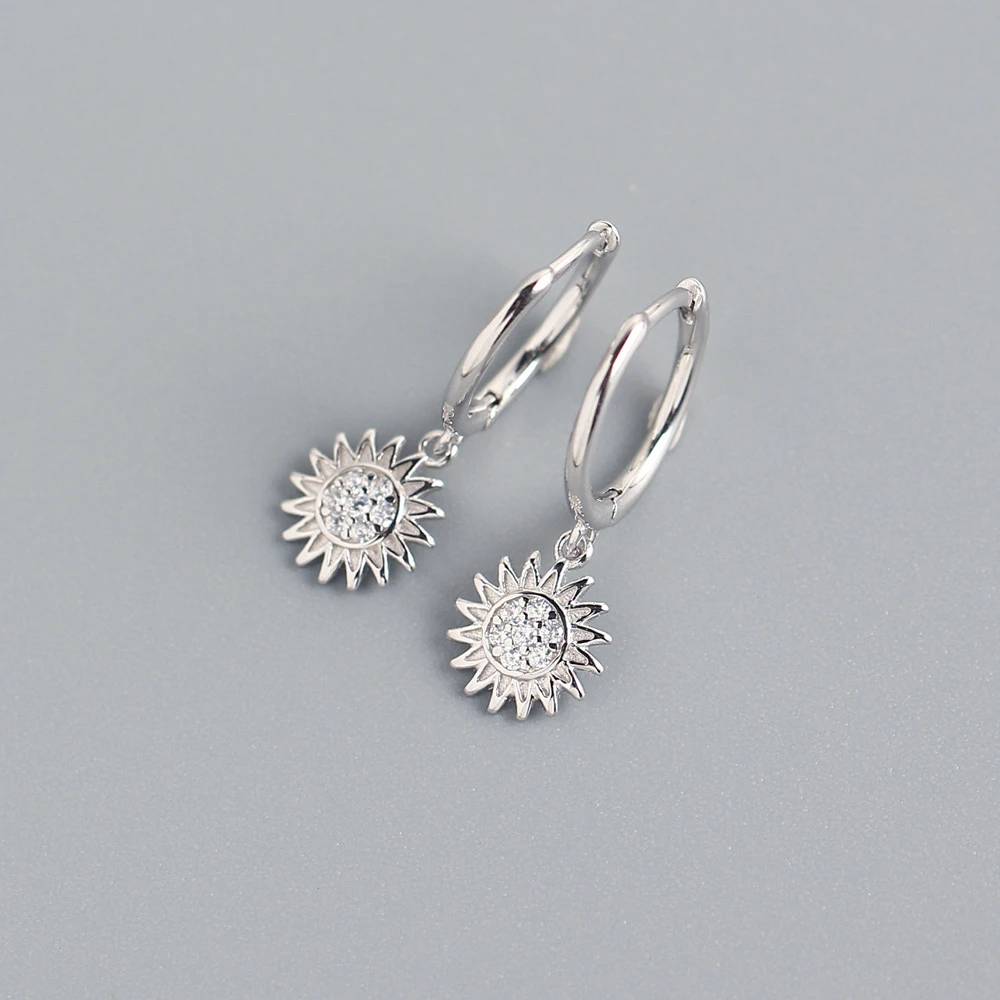 Серьги-подвески из серебра 925 пробы с фианитом |