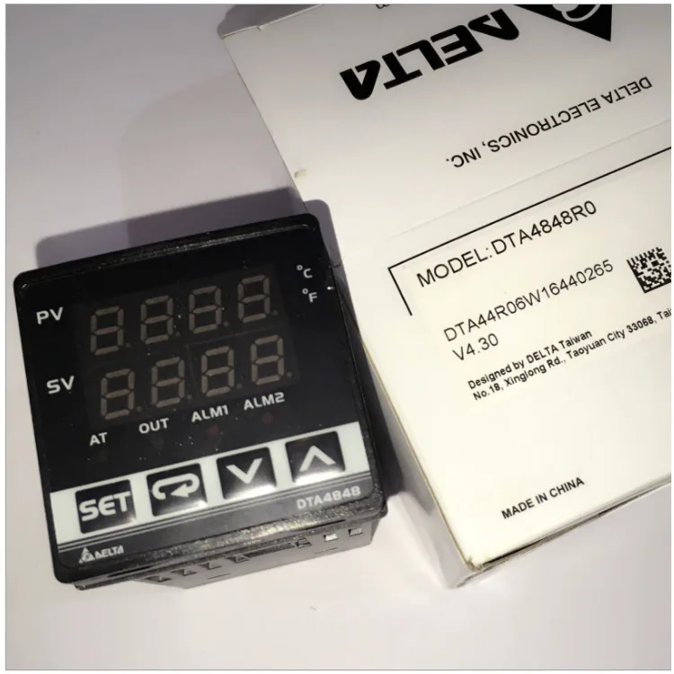 

Temperature Controller