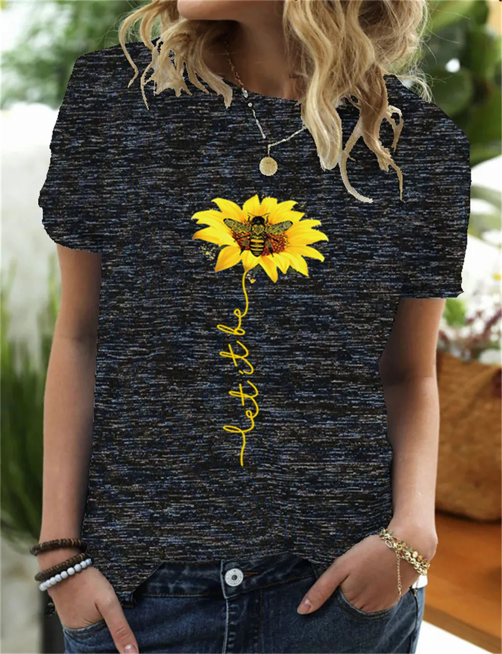 

Женская футболка с принтом «Let It Be Sunflower»