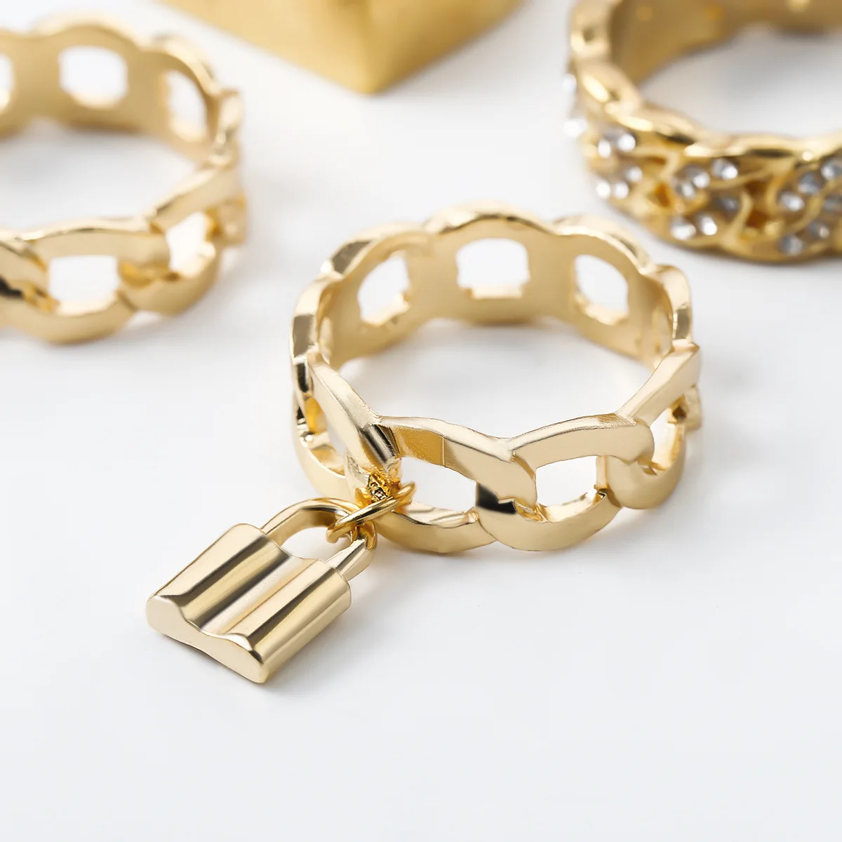 

Hip-hop Retro Gold Knuckle Ring Jewelry Personality Inlaid Ring Set Vintage Simple Diamond Ring Punk Alloy Accessories For Girls