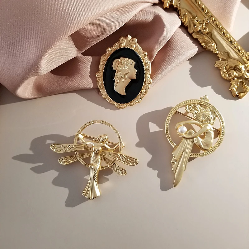 

Retro Painting Photo Frame People Avatars Black Dripping Oil Metal Oval Picture Frame Brooch For Women Girls Party Jewelry Gift