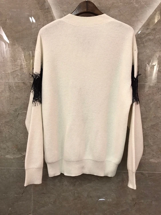 

2020 autumn and winter new fashion women's V-neck lace color matching stitching V-shaped long-sleeved versatile sweater 1014