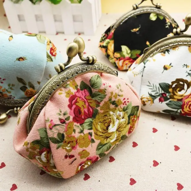 

Women Lady Retro Vintage Flower Small Wallet Hasp Purse Clutch Bag Floral Printing Fabric ladies coin purse Makeup Cases