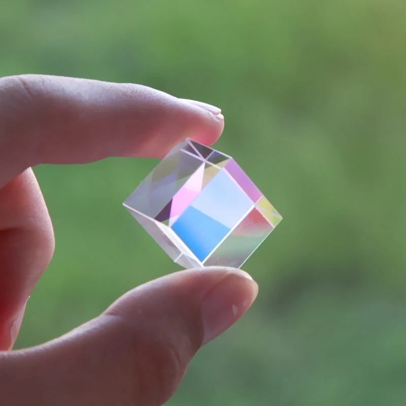 

Prism Six-Sided Bright Light Combine Cube Prism Stained Glass Beam Splitting Prism Optical Experiment Instrument Customization