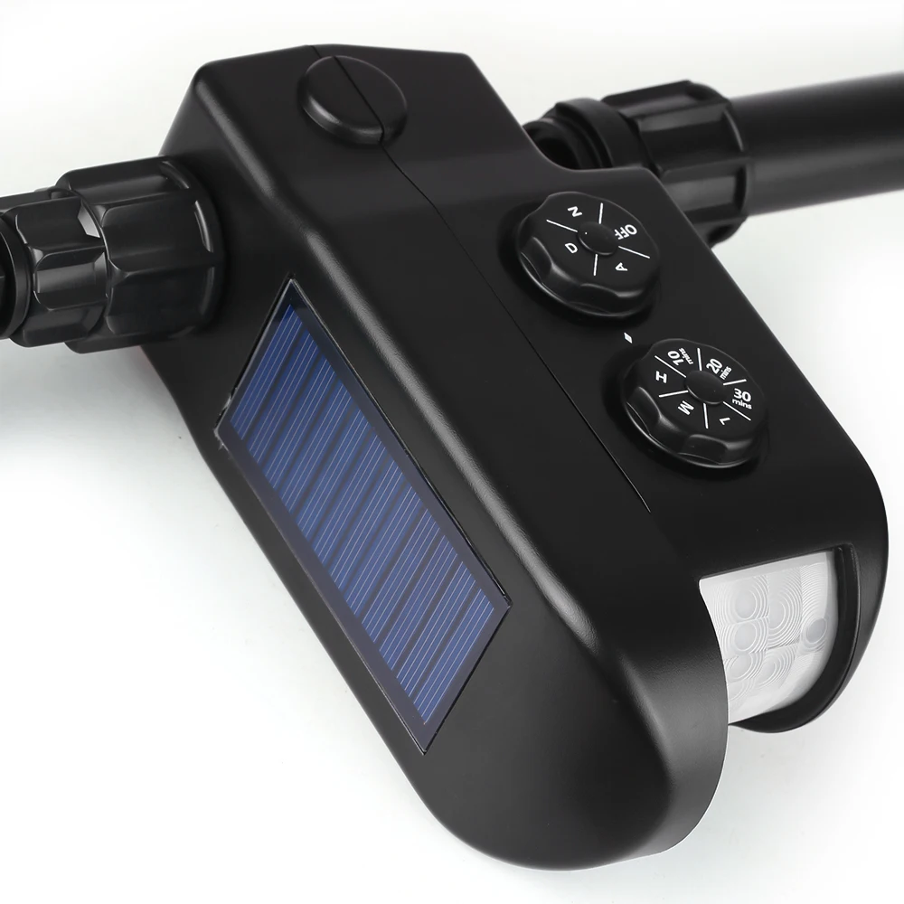 Солнечная приведенная в действие активированный движением отпугиватель