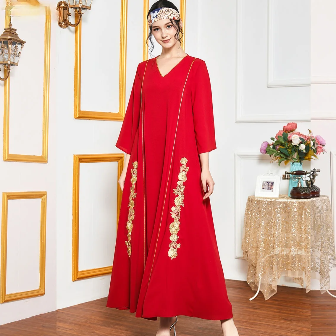 

2021 Muslim Women's Fashion Red and Gold Embroidery Temperament Long Spring and Autumn Long Sleeve Dress Muslim Long Skirt