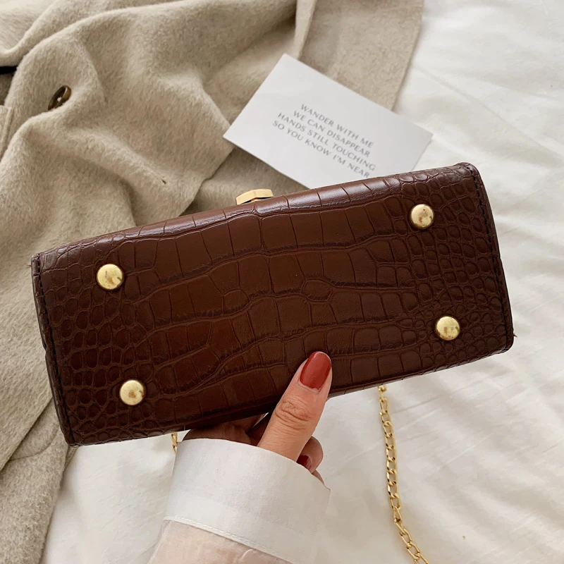 Женская кожаная сумка тоут через плечо с металлической ручкой|Сумки ручками| |