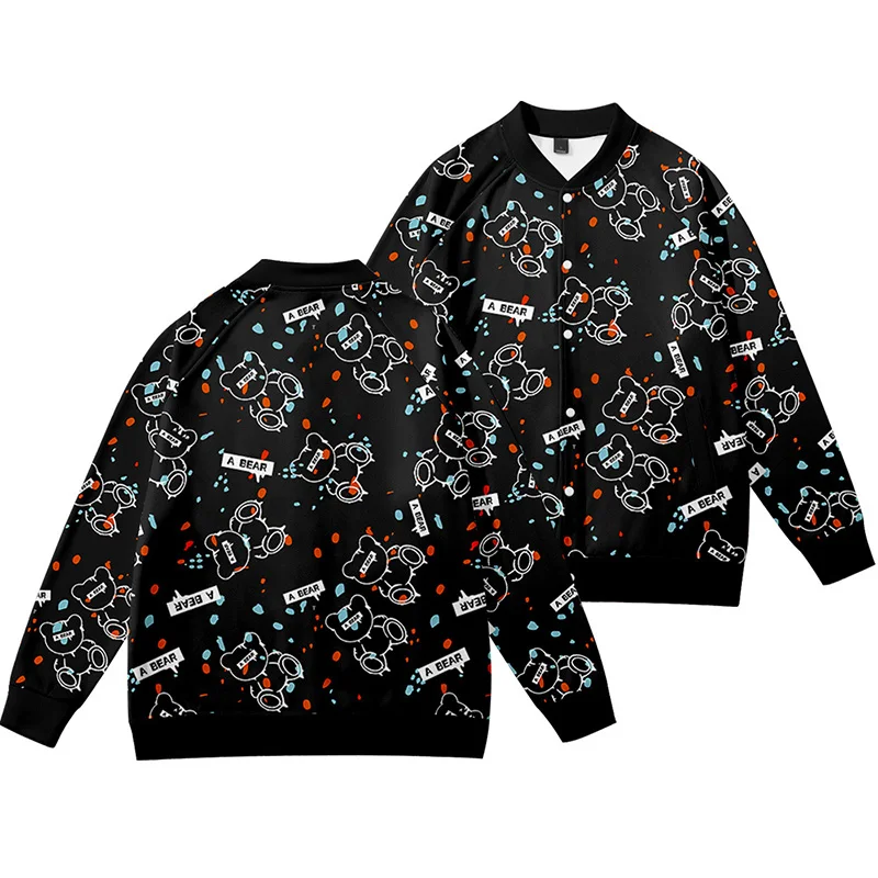 Новинка бейсбольная куртка черного и белого цвета с мультяшным медведем для