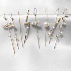 Женские серьги-гвоздики на гусеничном крючке, с кристаллами