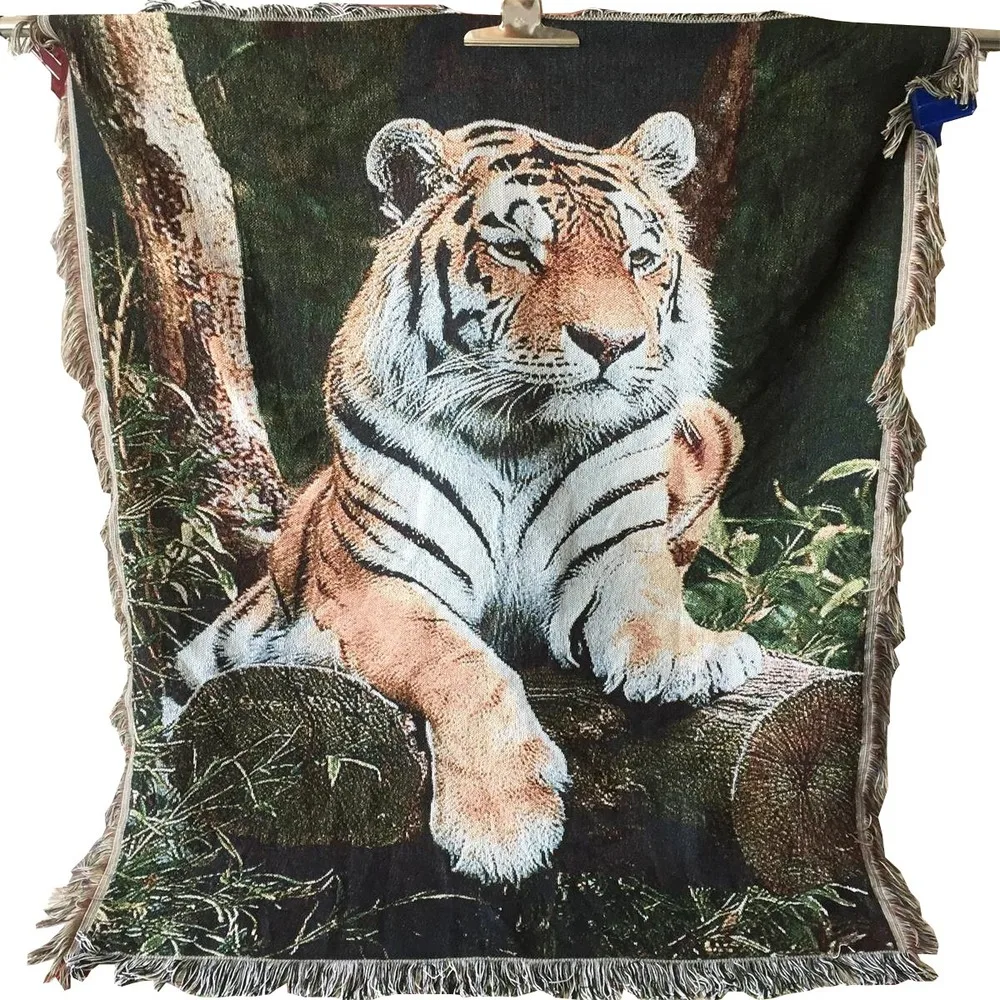 

Tiger Vintage Pastoral Cotton Rug Decoration Tapestry Tassel Forest Sofa Blanket Home Covers Europe Leisure Outdoor Picnic Mat
