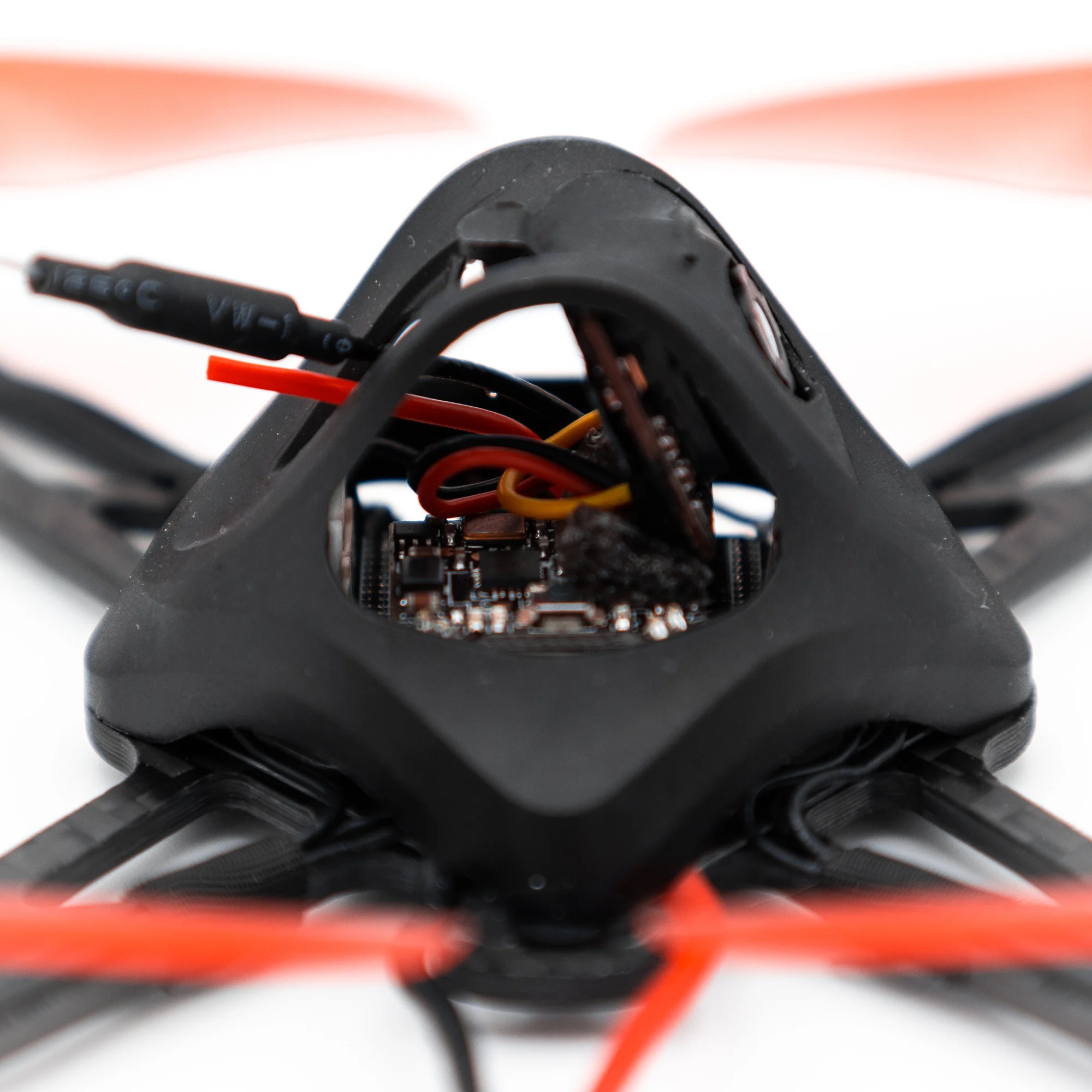 EMAX Nanohawk X F4 1S 3-дюймовый легкий приемник SPI TH12025 11000KV двигатель открытый FPV гоночный