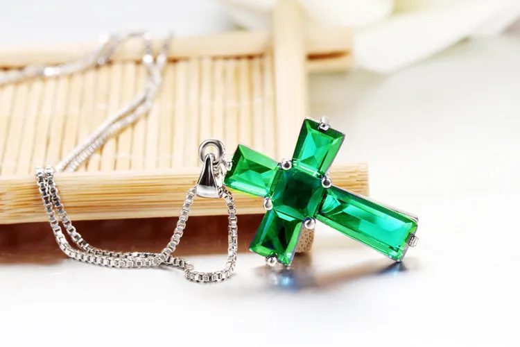 European and American colorful treasure lady ornament cross Emerald Pendant Amazon luxury irregular Zircon Necklace | Украшения и