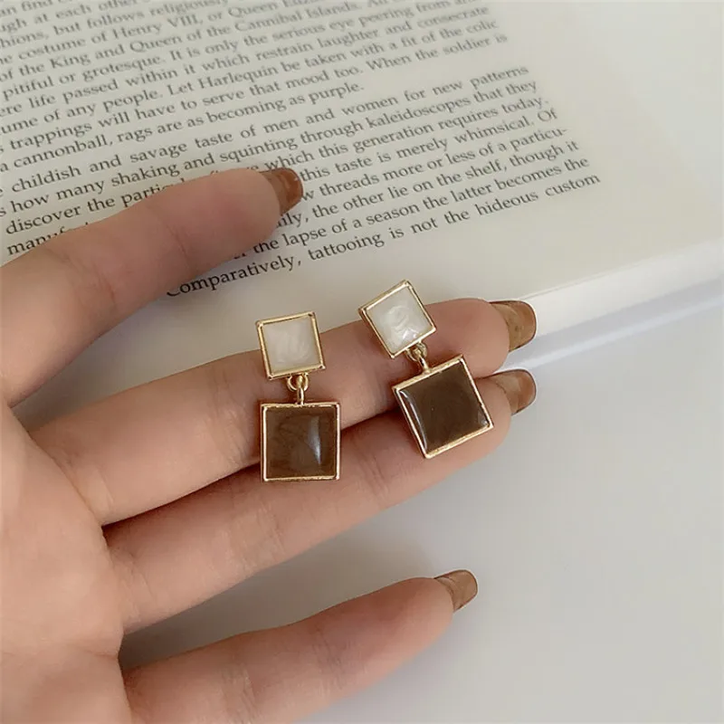 

Korean Geometric Enamel Square Drop Earrings for Women Elegant Simple Clip On Earring Non Piercing Fashion Wedding Jewelry 2020