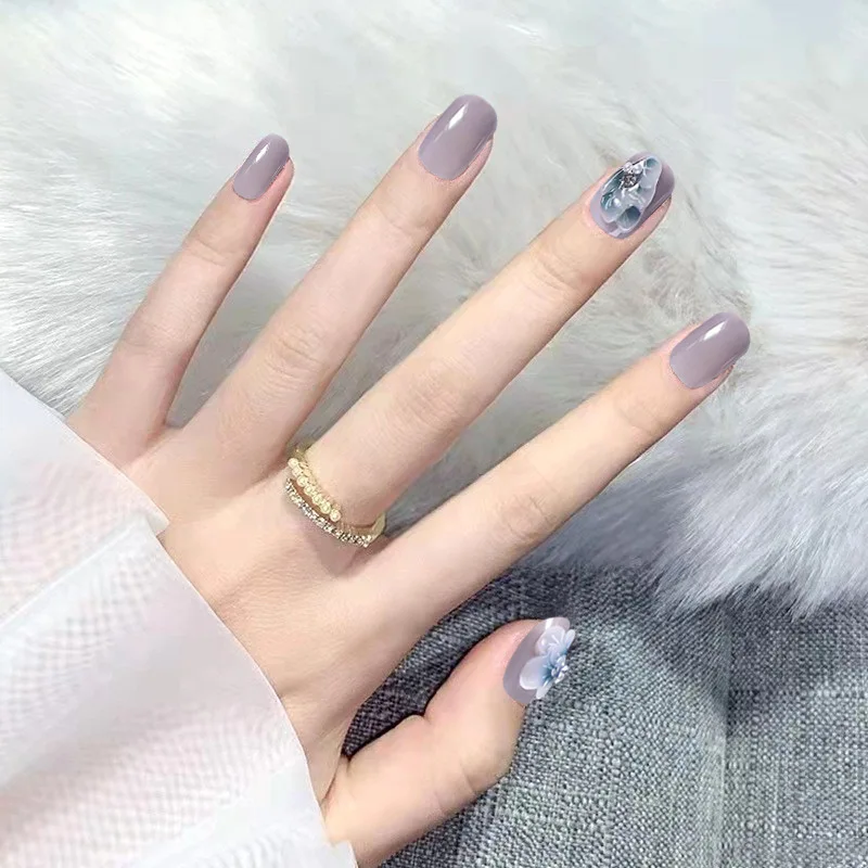 

24 PCS/box False Nails Gold Glitter Nude Ladi's Press On Fingernails Short with Adhesive Tabs Perfect for daily