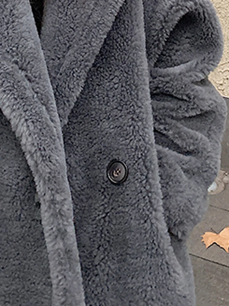 

Lautaro Winter Long Oversized Warm Thick Fluffy Teddy Coat Women Double Breasted Runway European Fashion Faux Fur Overcoat 2021
